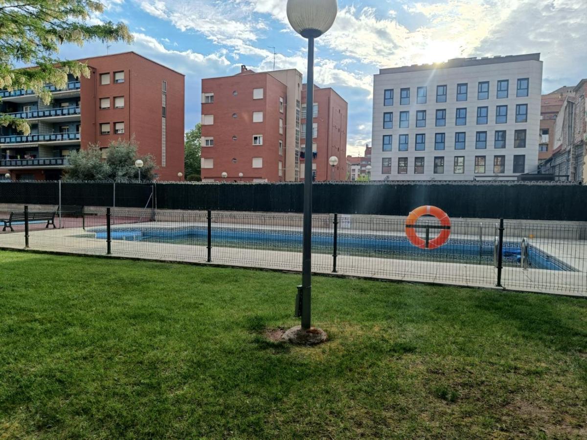 Pool And Confort 3 Habitaciones Y Garaje By Apartamentos Logroño Eksteriør billede